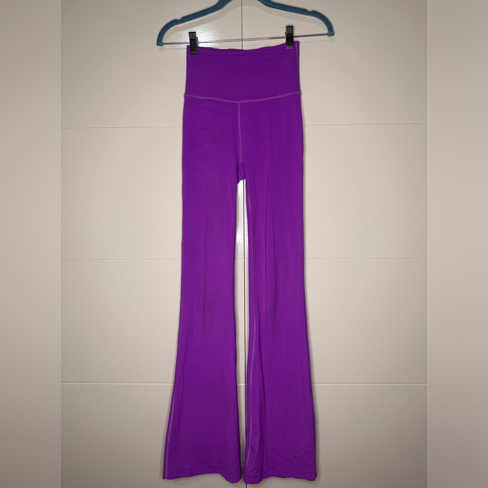 Lululemon Groove Super High Rise Flare Pants Size 2
